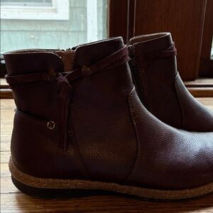 Chic Dark Brown Ankle Booties